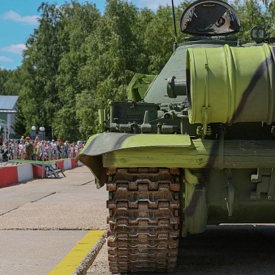 Динамический показ танка Т-62М