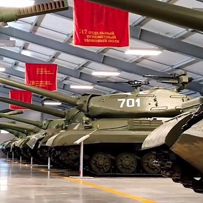 Павильон №1 Технического центра "Тяжелые танки и самоходные артиллерийские установки СССР"
